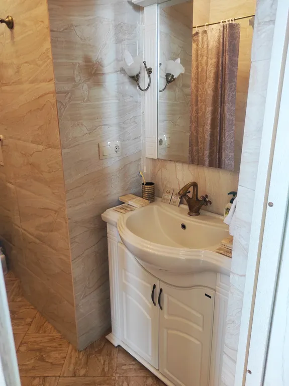 Большой пентхаус с бассейном