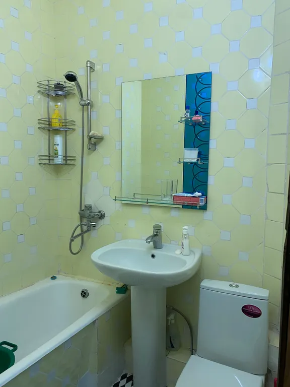 Квартира 3-комнатная Квартира — Сухум