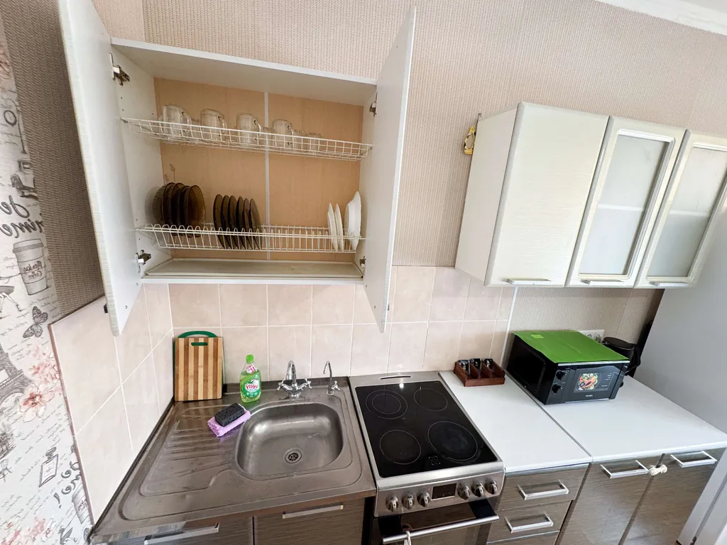 Квартира Просторная квартира с современным дизайном и мягкой мебелью — Лобня