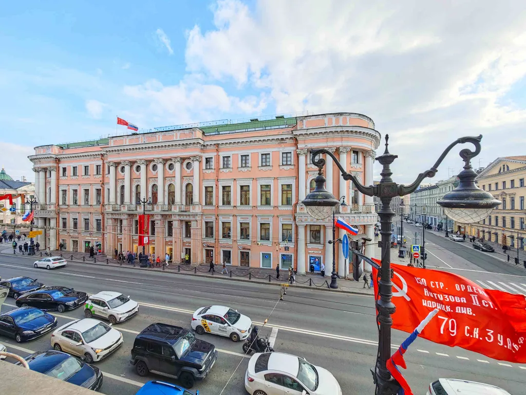 Квартира Квартира Петербургская классика у Эрмитажа — Санкт-Петербург