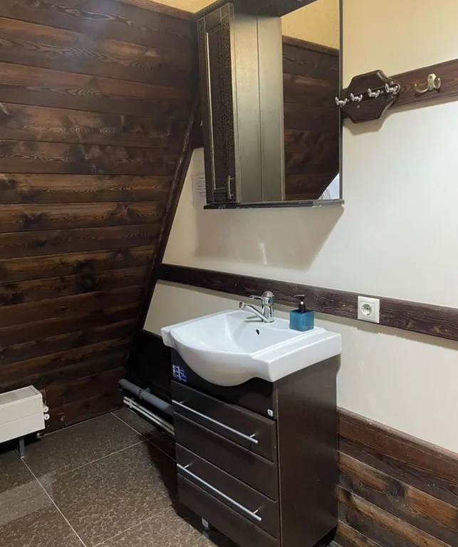 Люксовый двухкомнатный в самом сердце Домбая