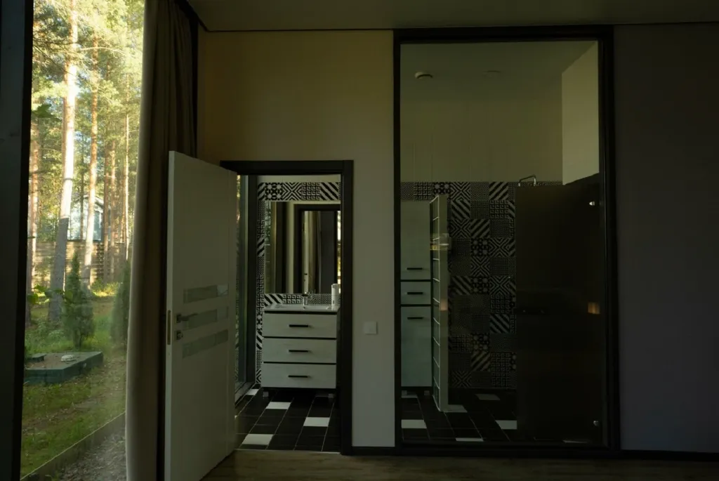 Дизайнерский коттедж с садом на крыше