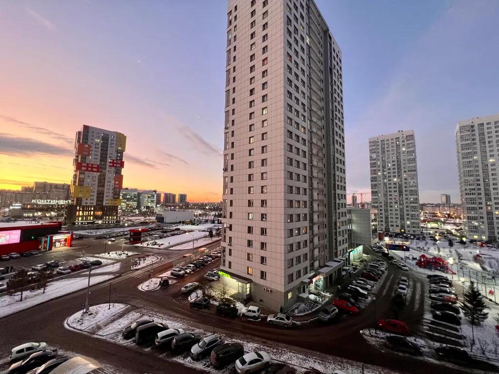 Квартира Квартира Возле планеты — Красноярск