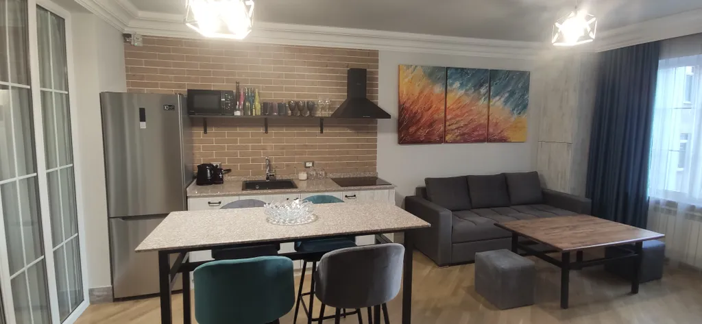 Очаровательная квартира в самом центре — аренда посуточно в Ереван