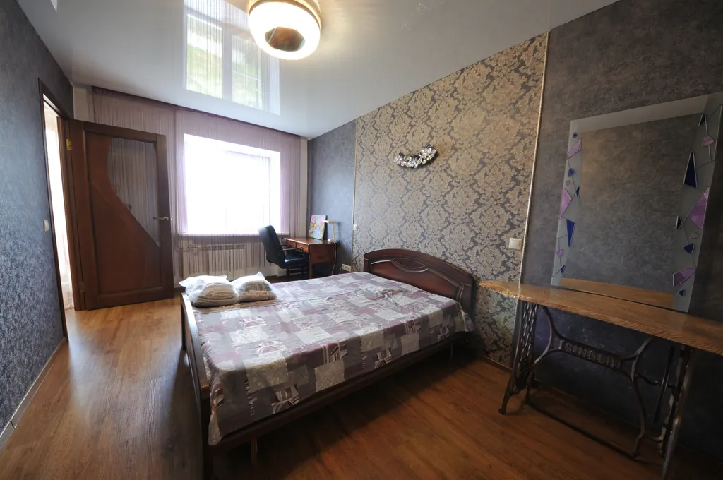 2-комнатная квартира в центре (Энергоплаза)