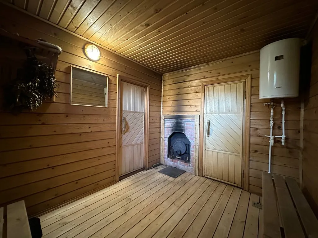 Коттедж Уютный дом в сердце ленинградского леса с баней на дровах — Приозерск