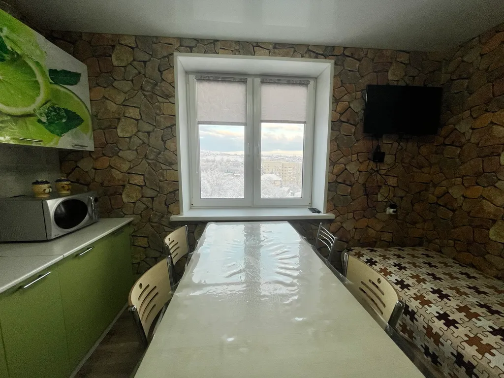 Уютная трехкомнатная в Заводском районе