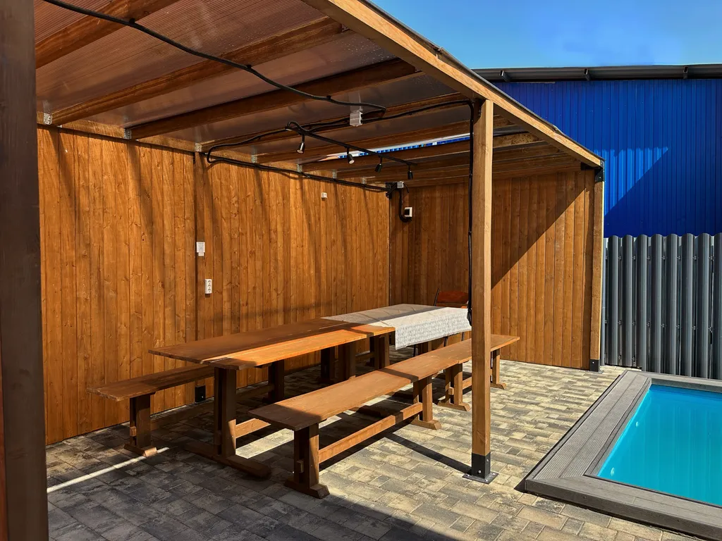 Уникальный дом с бассейном и баней