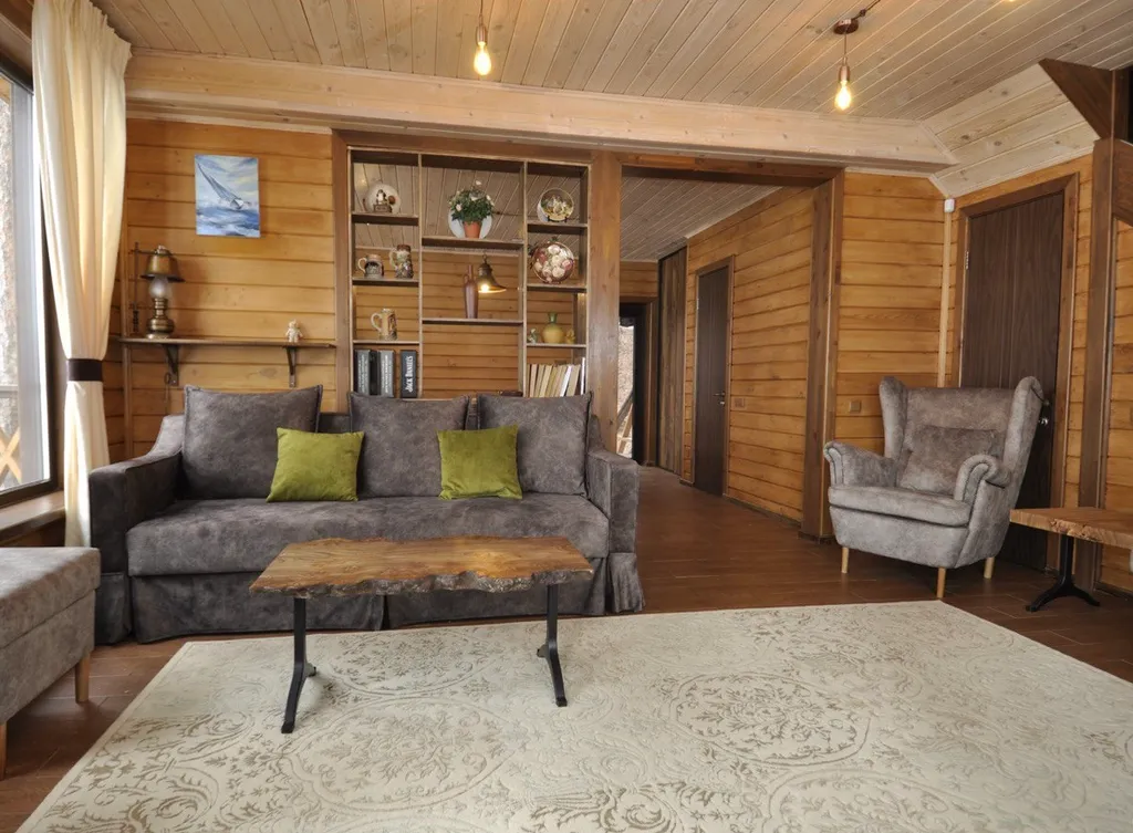 Коттедж на озере