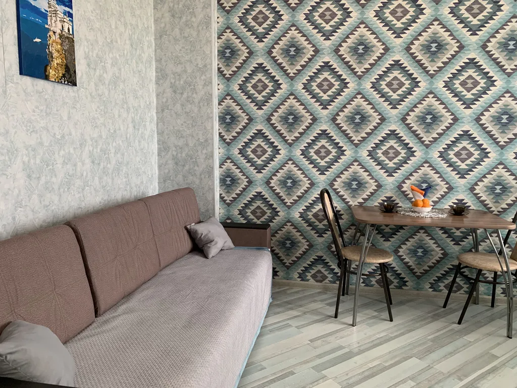 Чистая квартира с удобным выездом на Москву