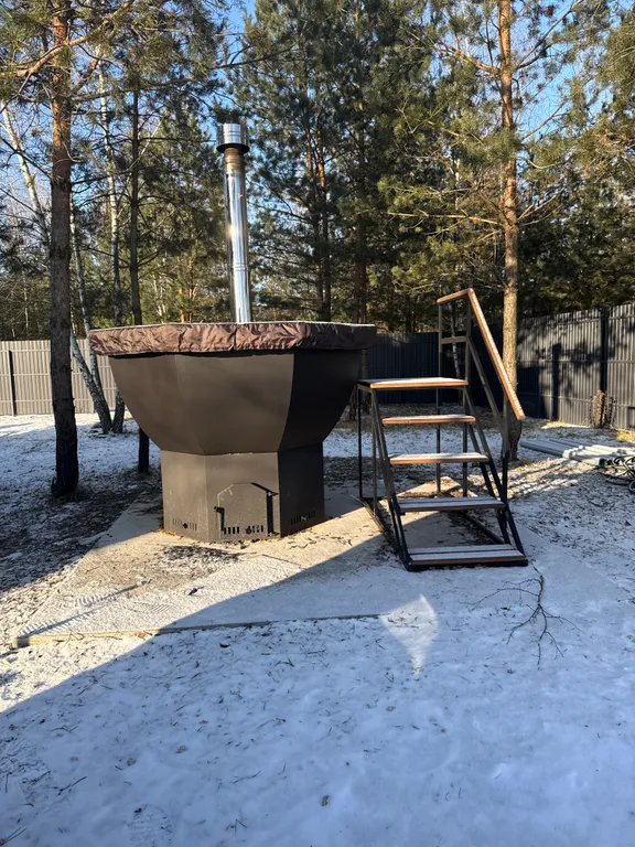 Уютный домик у леса