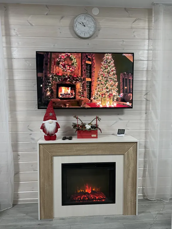 Коттедж Уютный просторный дом у лесного озера — Ларионово