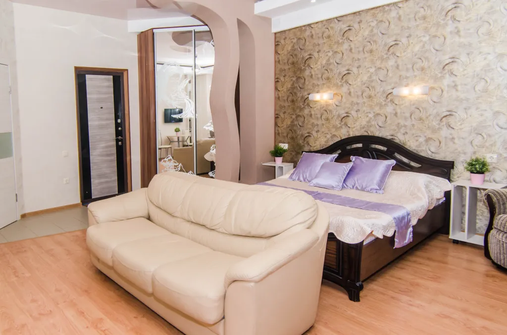 Уютная студия с джакузи в центре