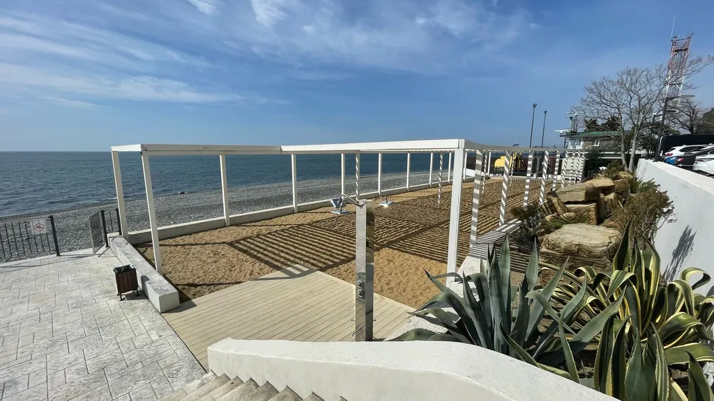 Апартаменты Люкс, Лучезарный на первой береговой линии