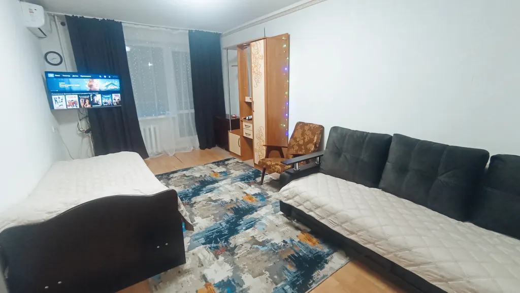 Квартира сплит, уютная, тёплая с балконом — аренда посуточно в Новошахтинск