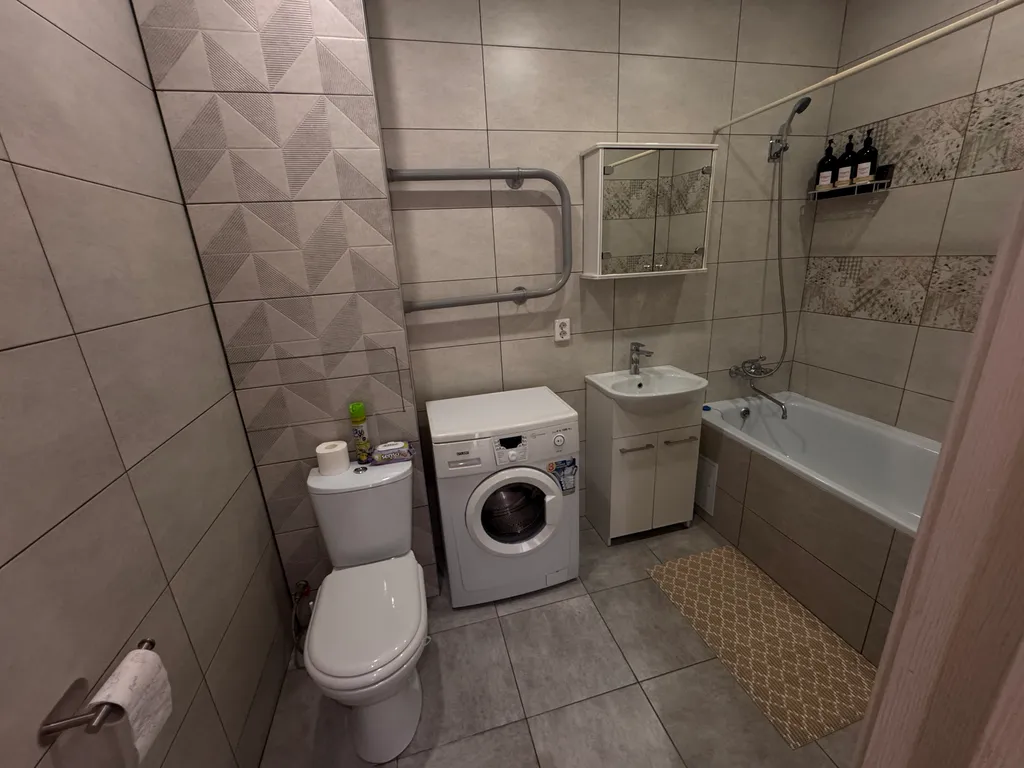 Уютная светлая квартира с самыми красивыми закатами