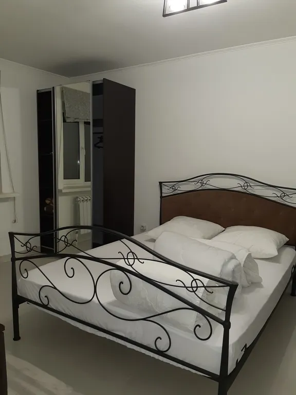 Коттедж Домик окнами в сад Дивеево — аренда посуточно в Дивеево