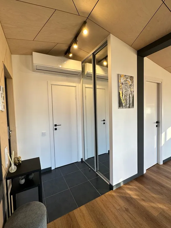 Коттедж Дом с террасой на берегу реки — Логиново