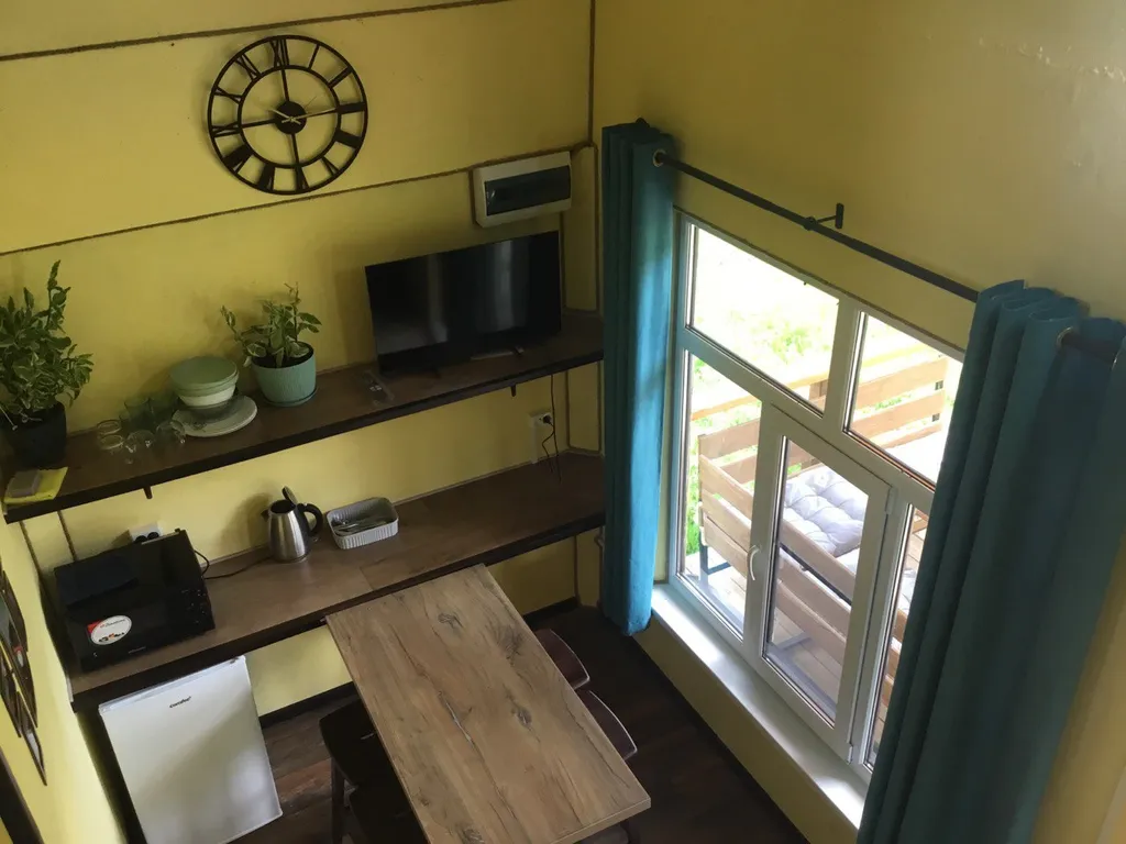 Коттедж 2-комнатный Дом — Перевалка