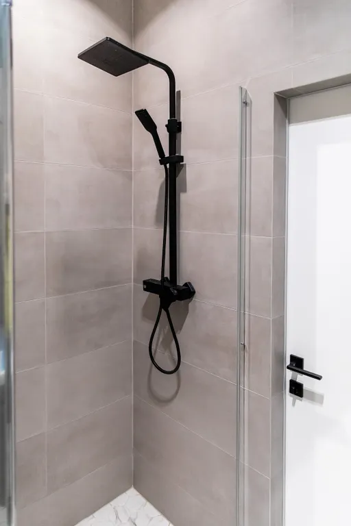 Стильная двухкомнатная квартира у моря