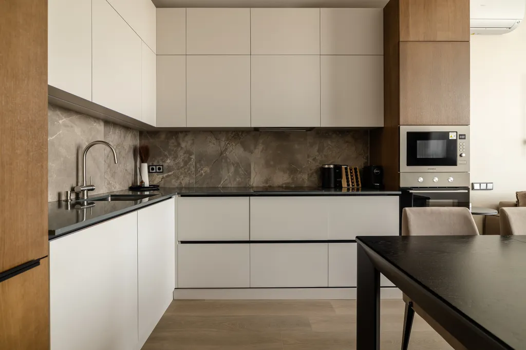 АПАРТАМЕНТЫ ТРЕХКОМНАТНЫЕ 'ФЭМИЛИ СИТИ ФЛЭТПОРТ', для 6 гостей