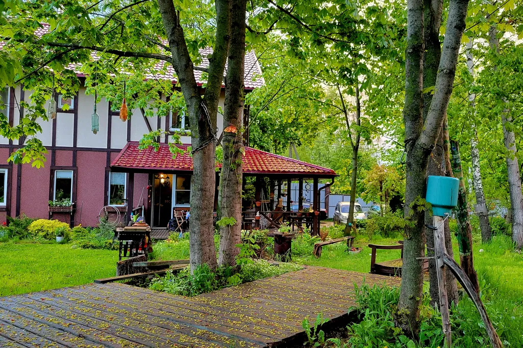 Коттедж Коттедж под сенью лесных деревьев — Москва