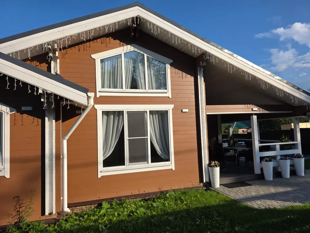 Villavgosti новый дом для отдыха с современным интерьером