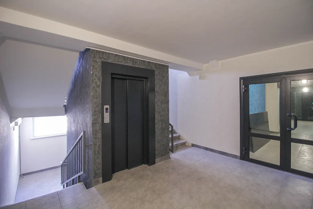 Евродвушка у аэропорта и ТРЦ Арена