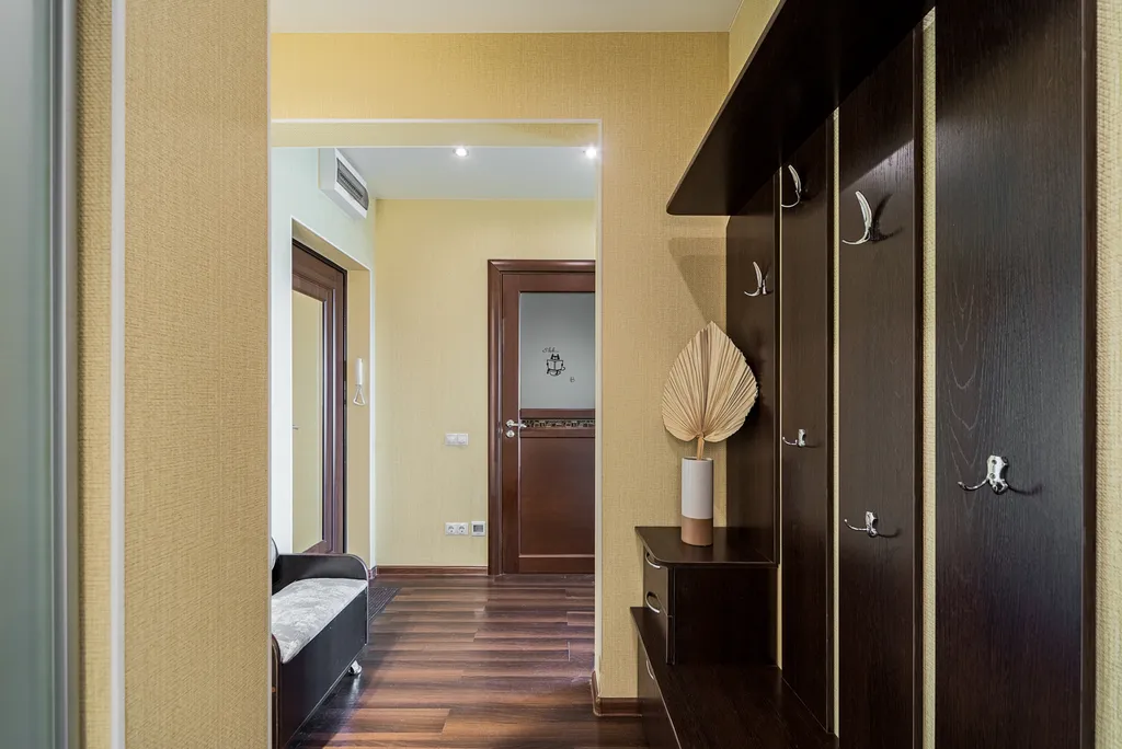 Просторная квартира с отдельной кухней