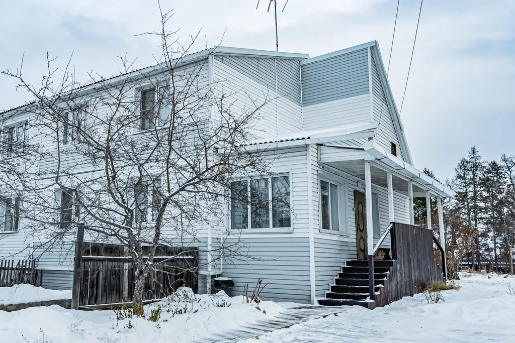 Таунхаус Морской с видом на Байкал