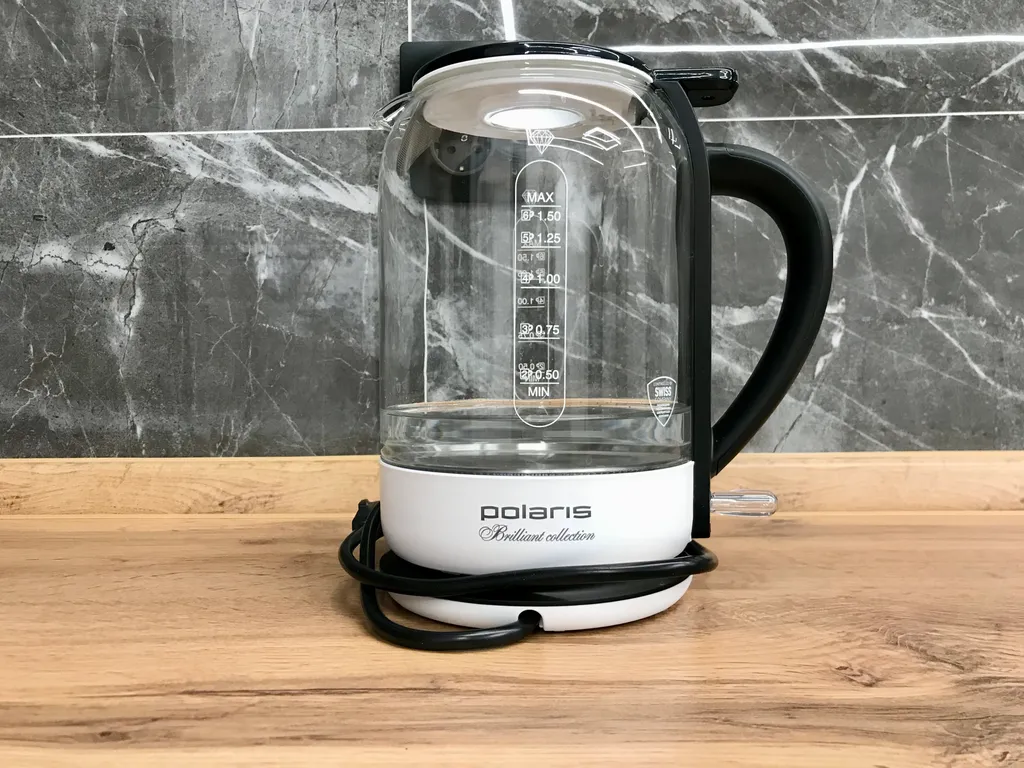 Евродвушка бизнес-класса с красивым видом на поля и шоссе