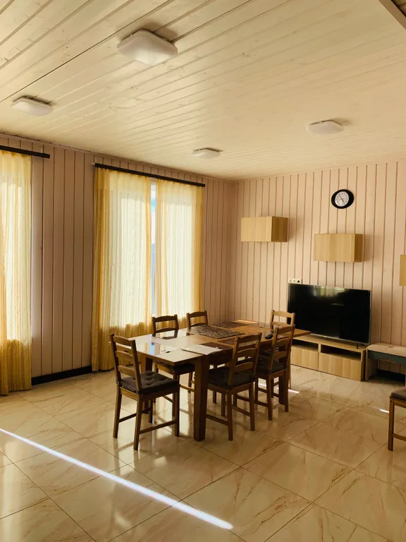 Загородный дом с баней и бассейном