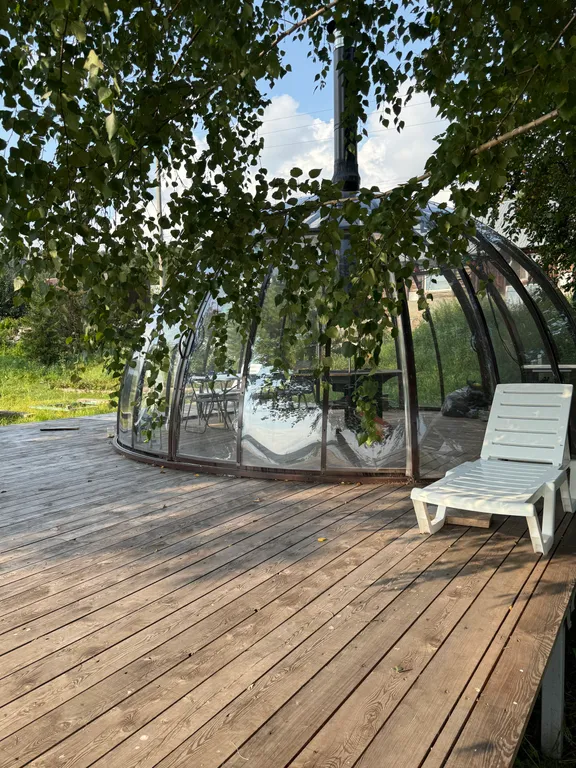 Уютный дом с видом на озеро