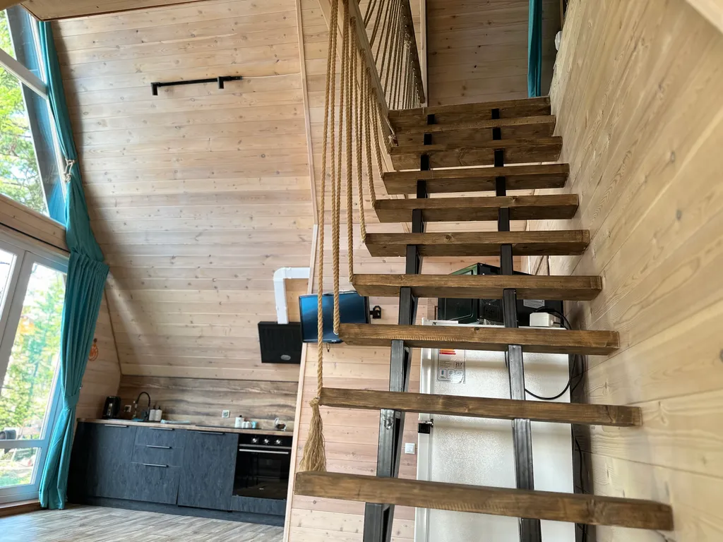 Уютный дом с красивым видом на зелёную гору