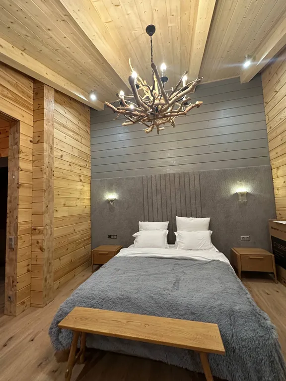 Шале Гнездо с бассейном и сауной