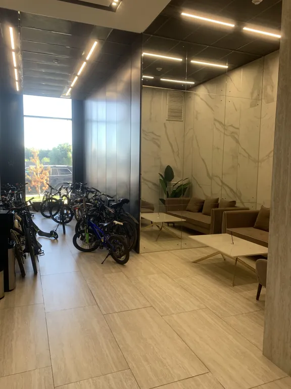 Евродвушка у Мещерского парка