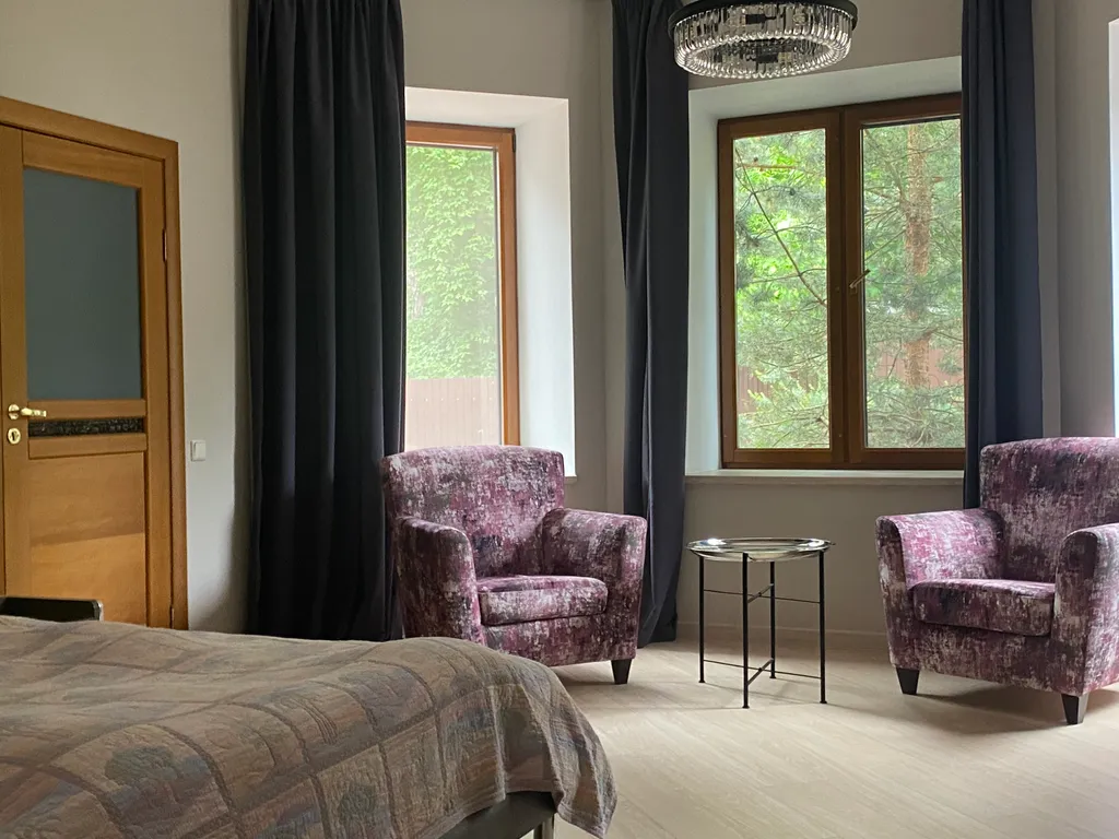 Коттедж Дом в черте города для семейного отдыха — Санкт-Петербург