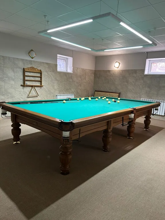 Гостиный уютный дом