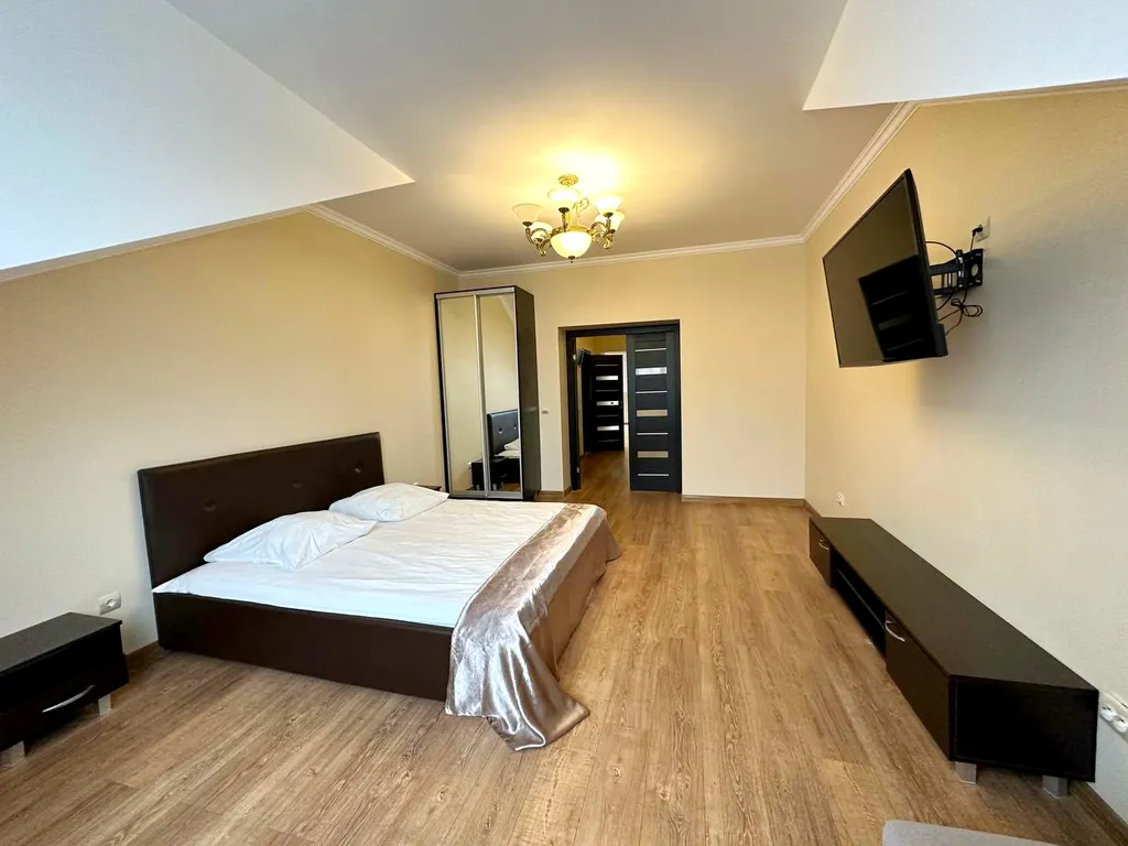 Апартамент первая линия