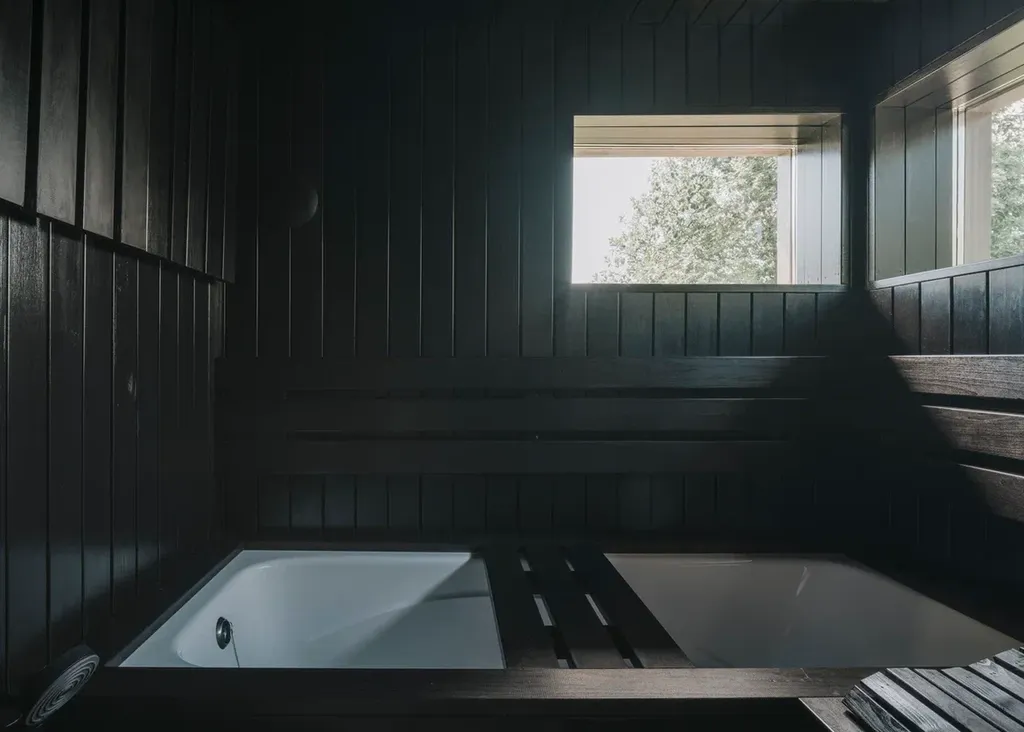 Загородный дом с банным комплексом