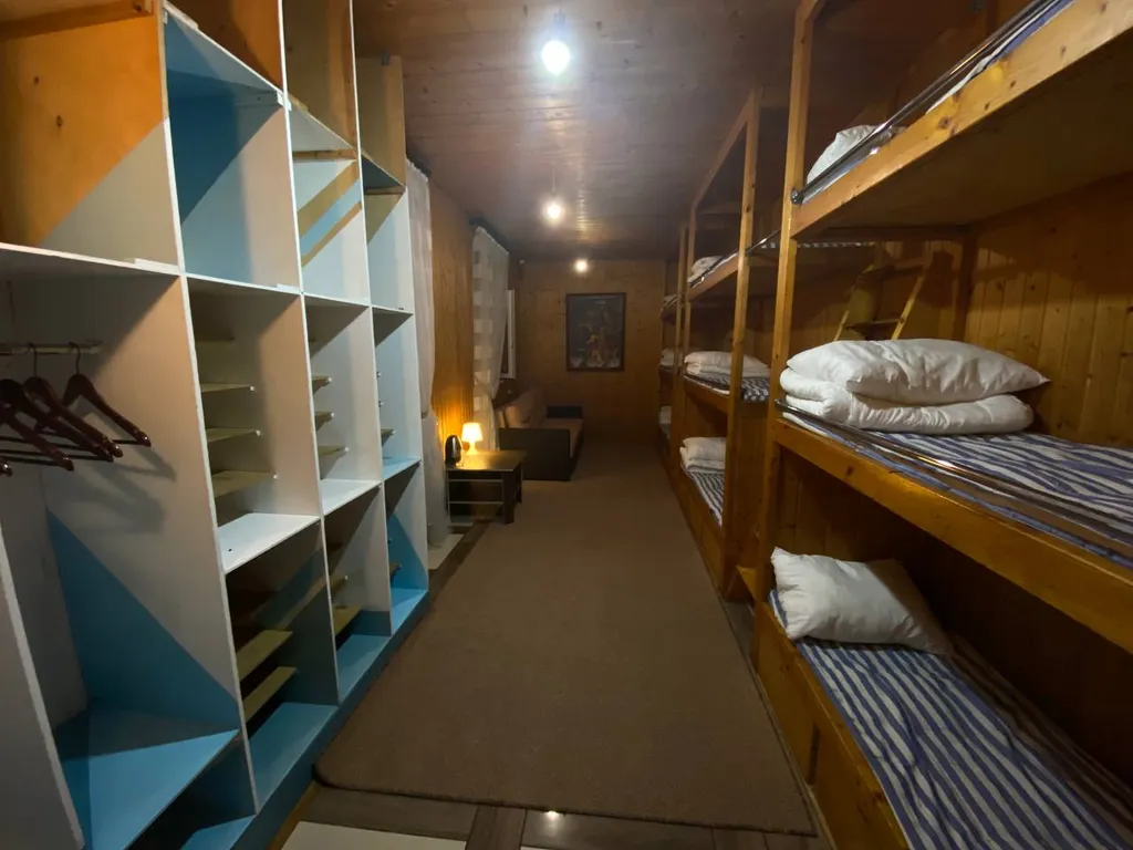 10-комнатный Дом