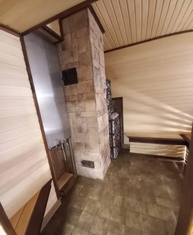 Прекрасный Дом на берегу реки Кама