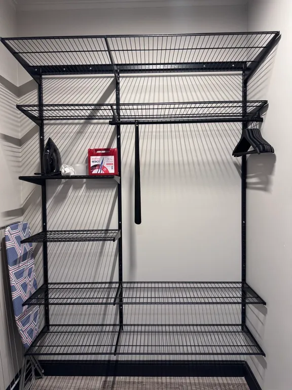 Стильные дизайнерские апартаменты на берегу реки Волга