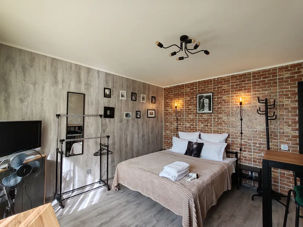 Видовые апартаменты лофт - студия в туристическом центре