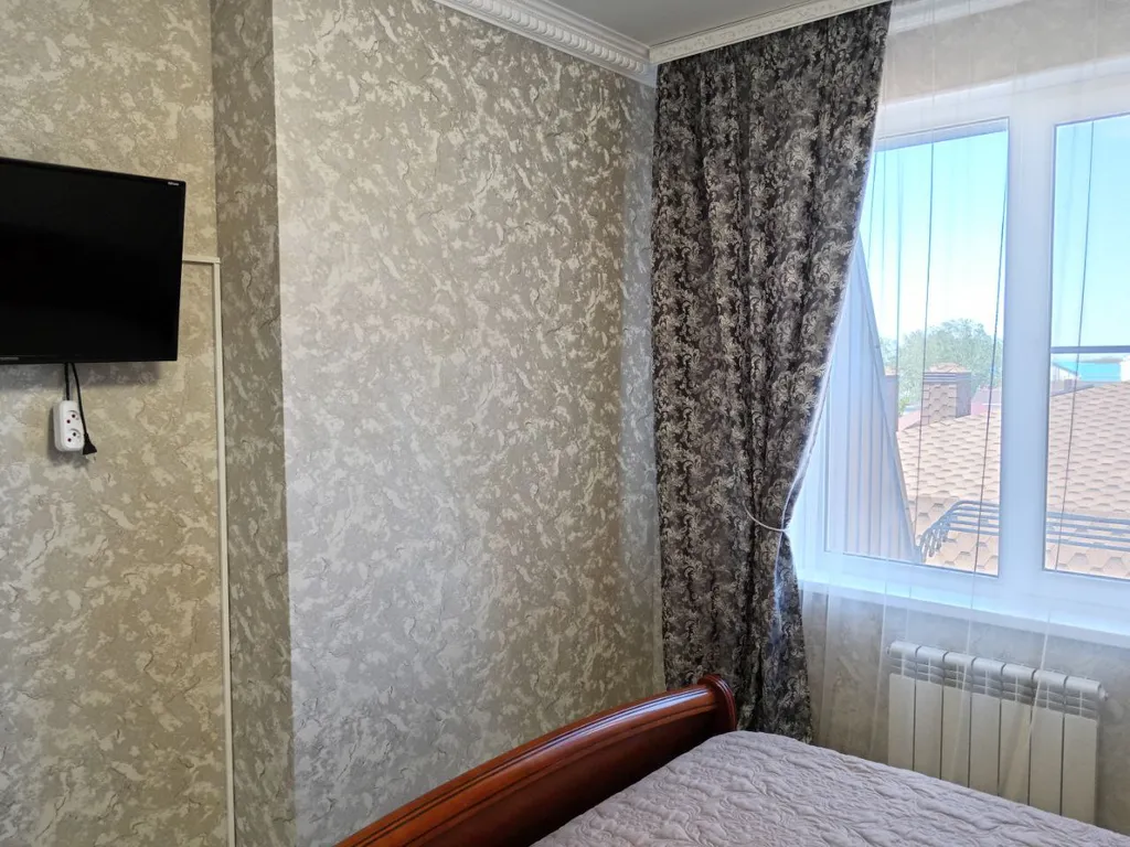 Шикарная огромная квартира с видом на море