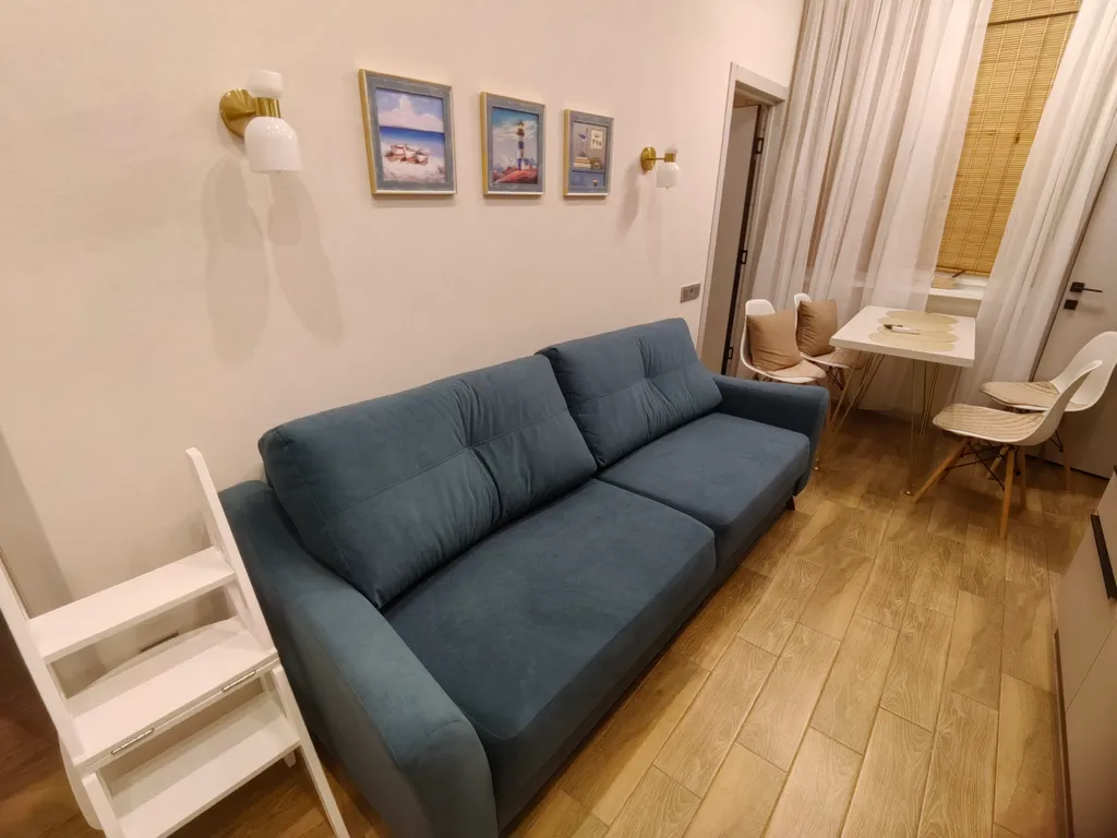 Квартира Двухкомнатная квартира с дизайнерским ремонтом — Адлер