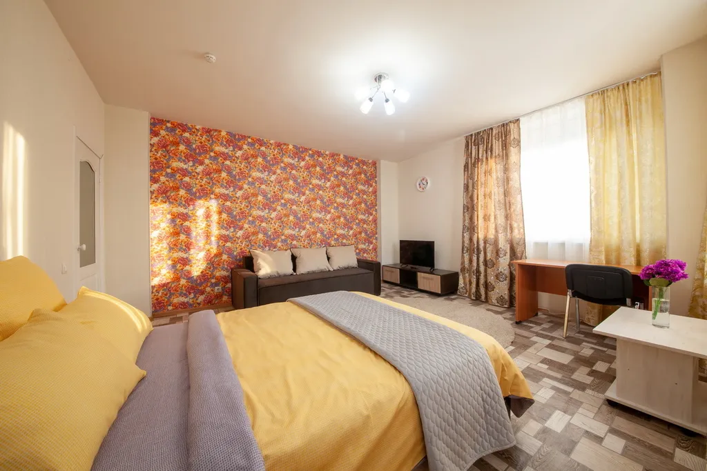 Двухкoмнатная квaртиpа нaпpотив TРЦ Плaнeта