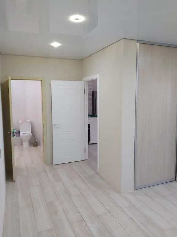 Большая 2-комнатная квартира в центре города с новым современным ремонтом