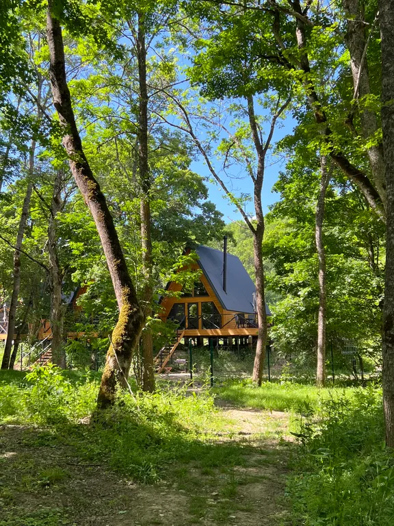 Коттедж Уютный дом с джакузи в лесу недалеко от Краснодара — Северская