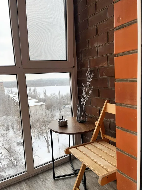 Новая уютная студия с видом на Волгу в центре